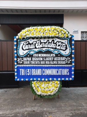 Papan Bunga Duka di Suryatmajan
